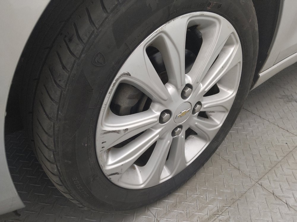 Used 2016 Chevrolet Spark LT image 31