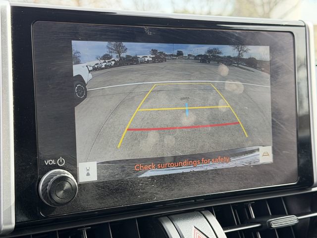 Used 2025 Toyota RAV4 XLE image 18