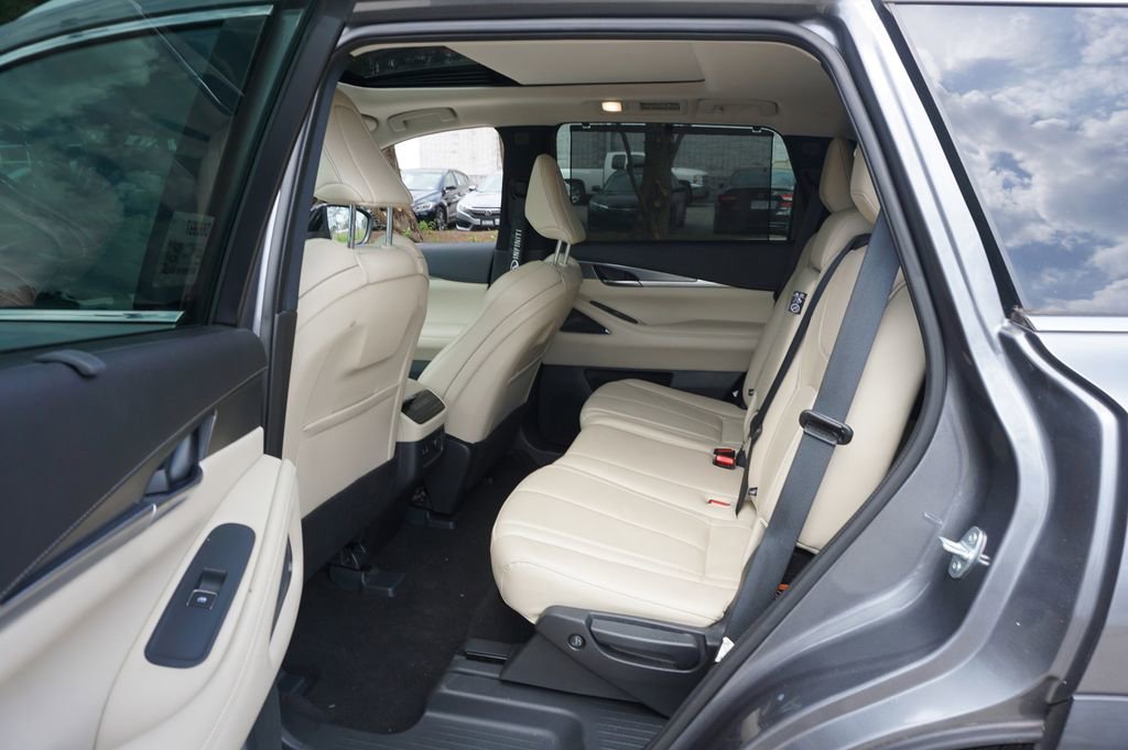 Used 2023 INFINITI QX60 Luxe w/ Performance Audio Package image 15