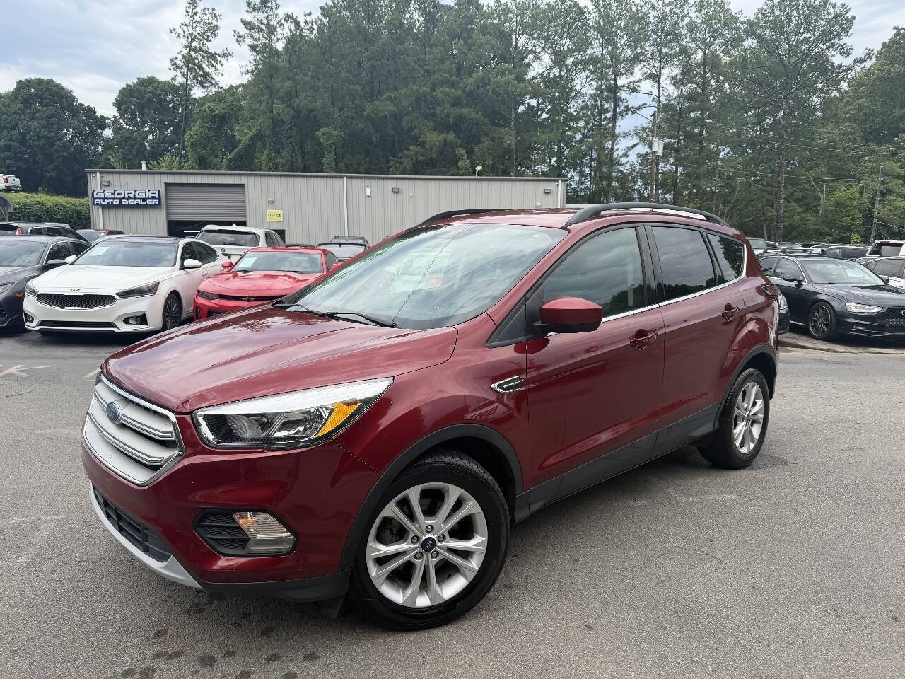 Used 2018 Ford Escape SE w/ SE Sync 3 Package
