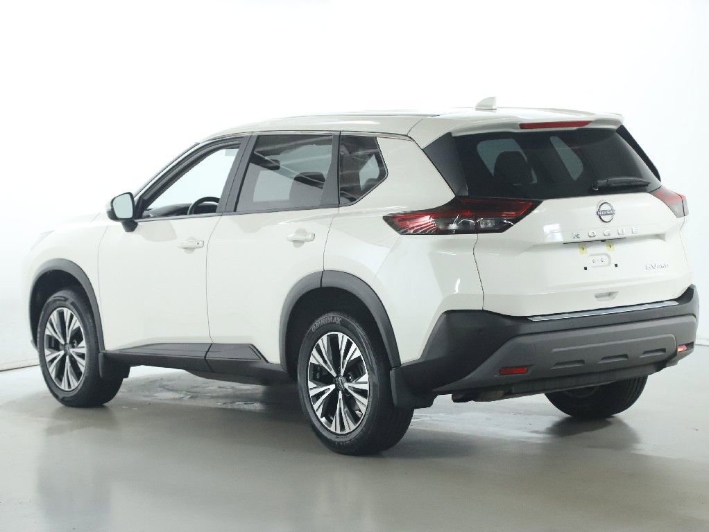 Used 2023 Nissan Rogue SV image 41