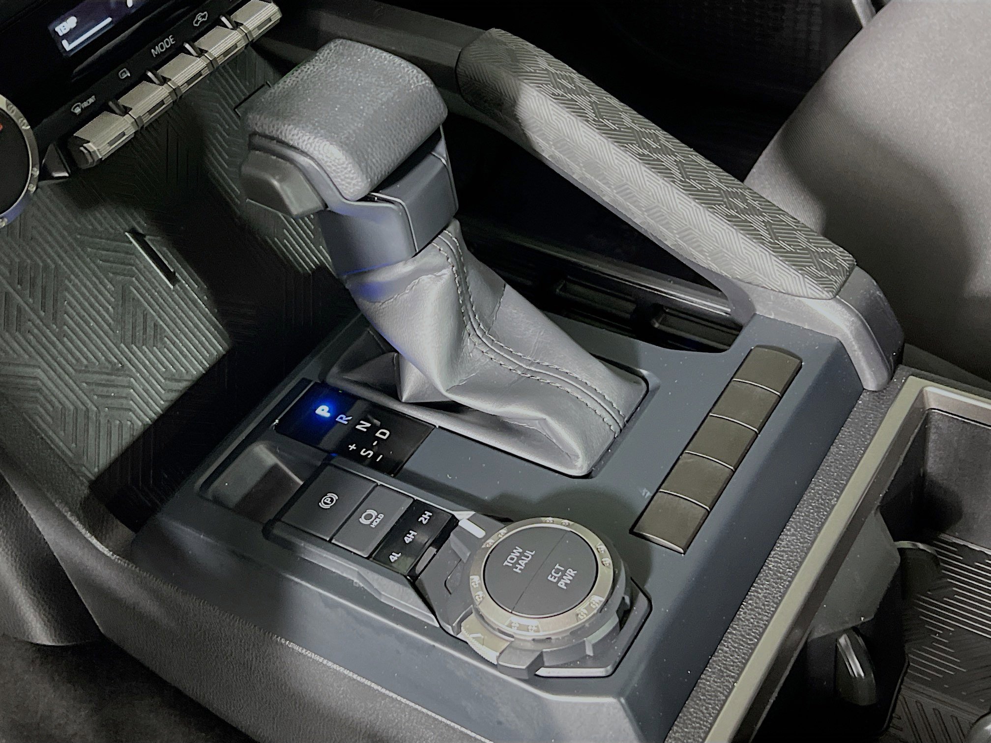 Used 2026 Toyota Tacoma SR5 AWD/4WD image 24