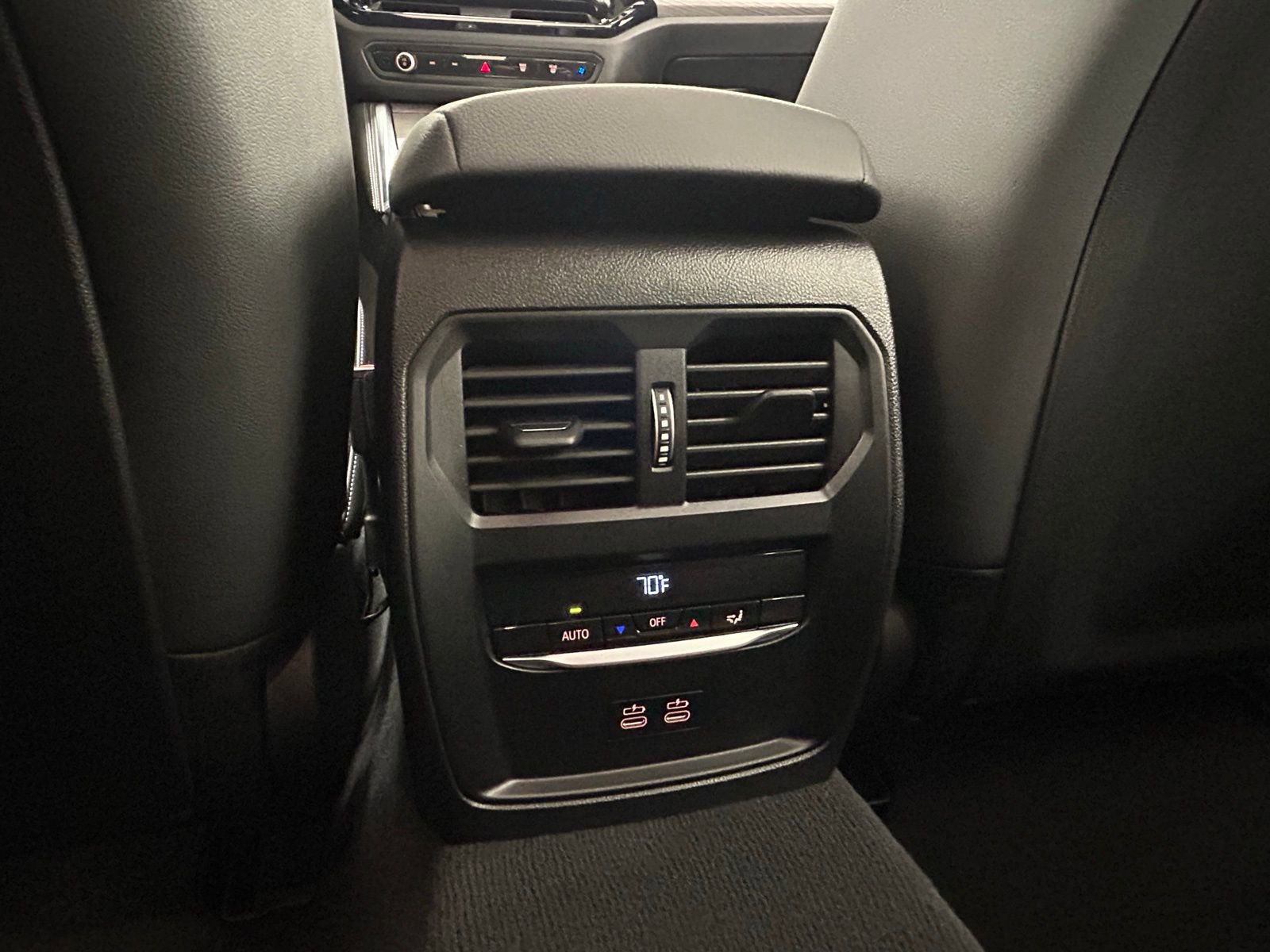 Used 2025 BMW i4 xDrive40i image 36