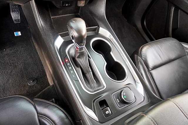 Used 2021 Chevrolet Traverse LT image 28