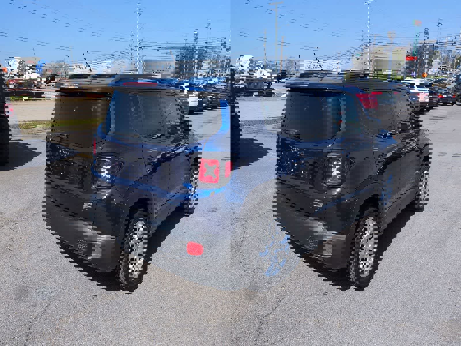 Used 2017 Jeep Renegade Latitude image 8