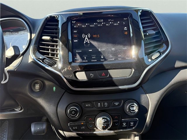 Used 2019 Jeep Cherokee Limited image 14