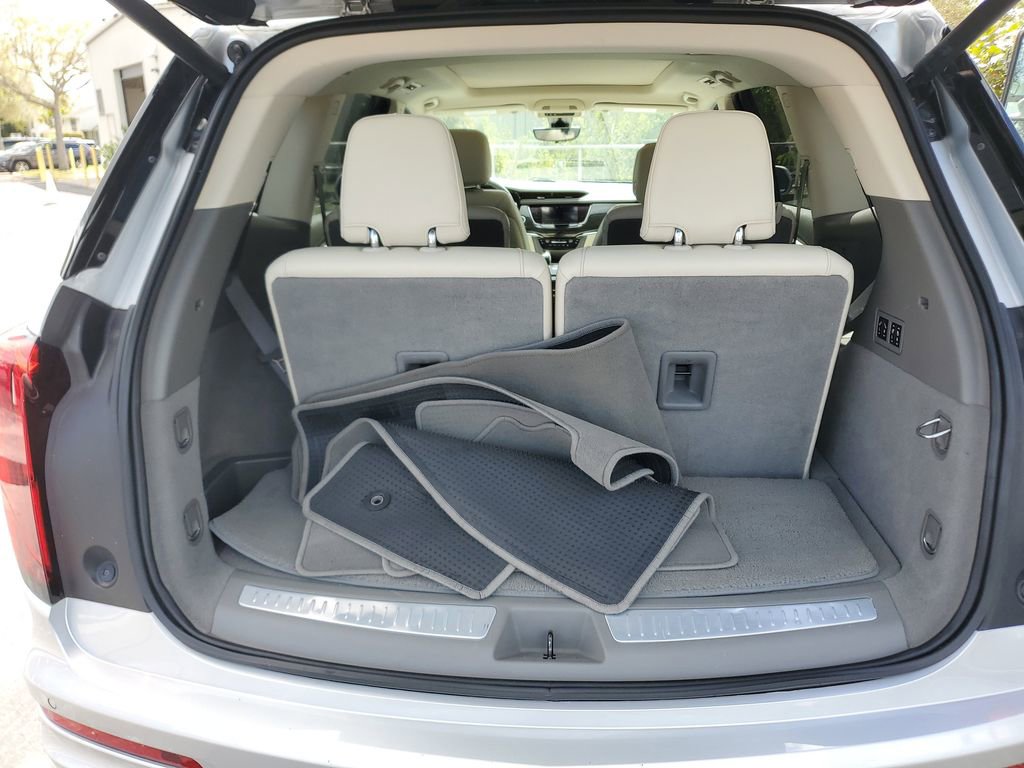 Used 2020 Cadillac XT6 Premium Luxury image 26