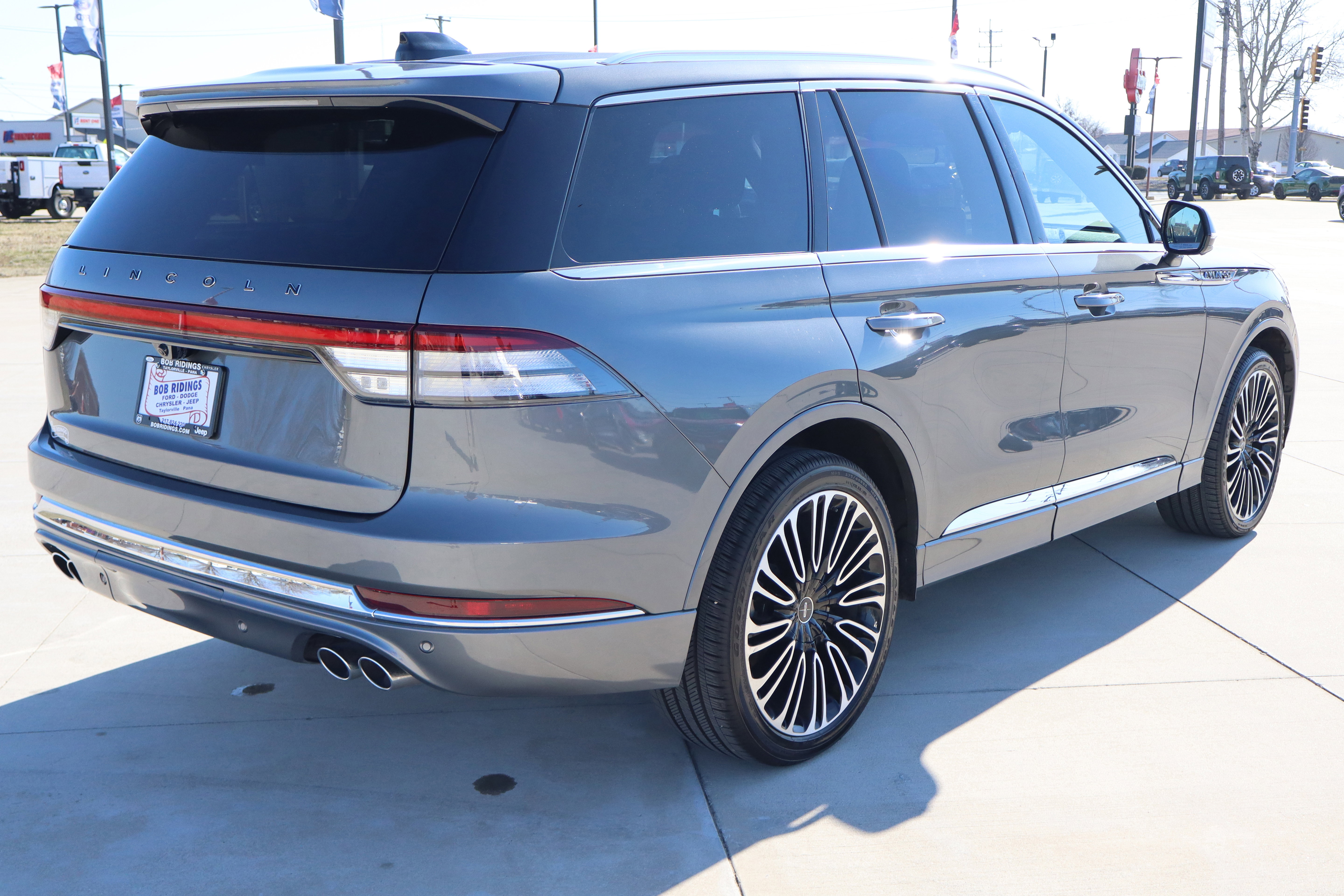 Used 2025 Lincoln Aviator Black Label AWD/4WD image 6