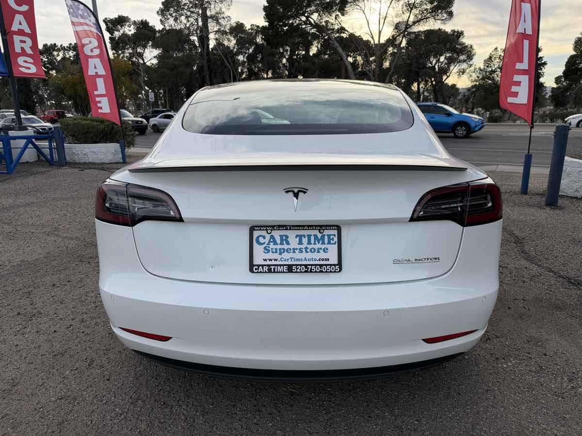 Used 2019 Tesla Model 3 Performance image 4