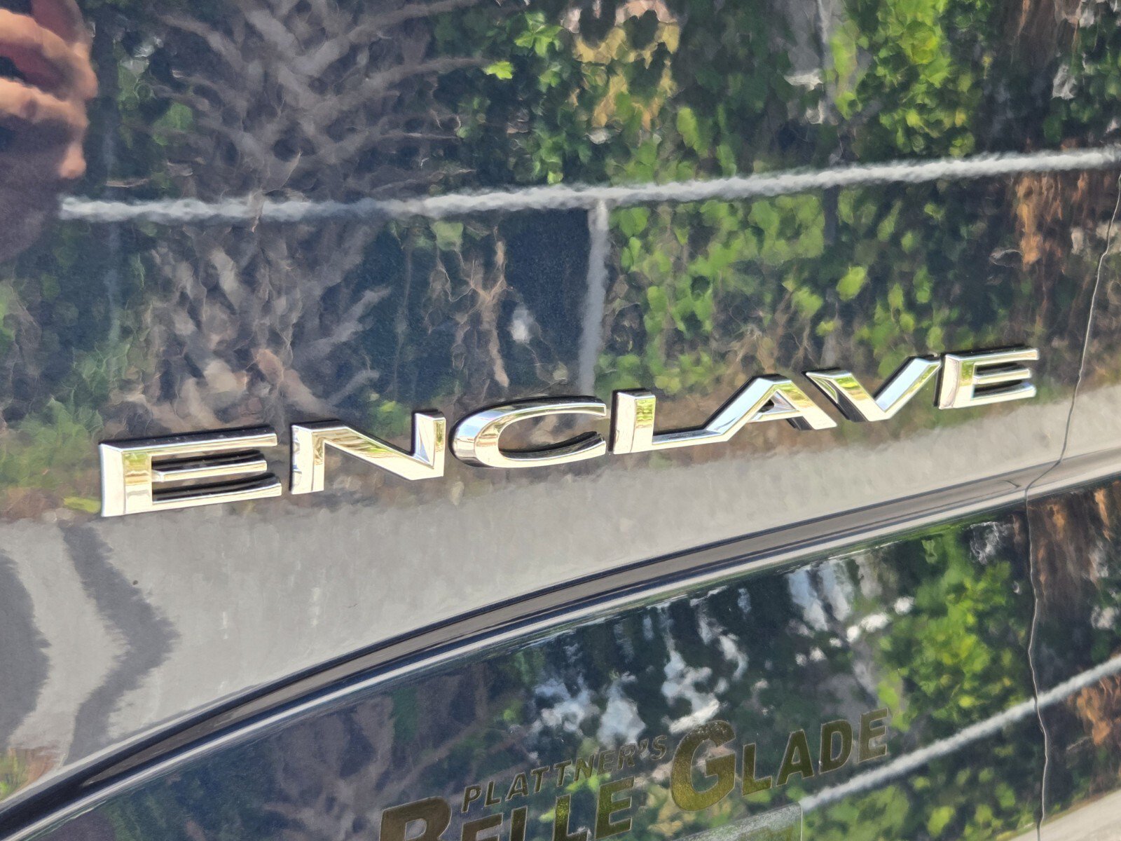 Used 2023 Buick Enclave Essence FWD image 14