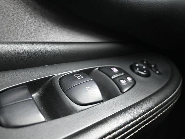 Used 2021 Nissan Murano S image 27