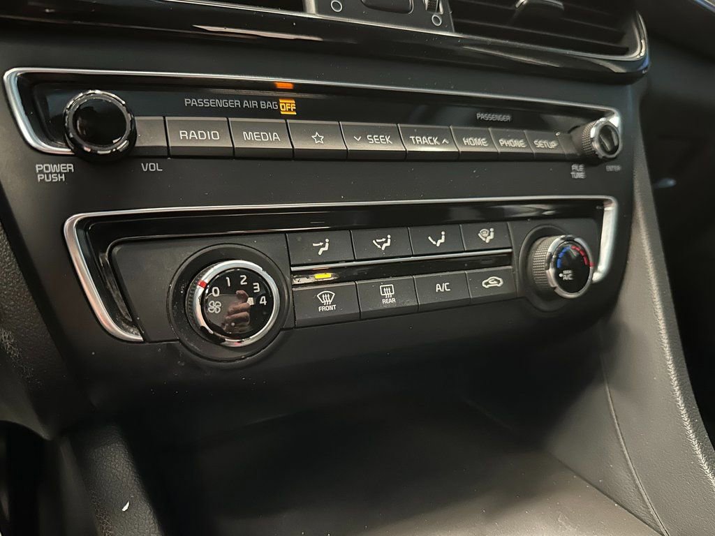 Used 2020 Kia Optima LX image 14