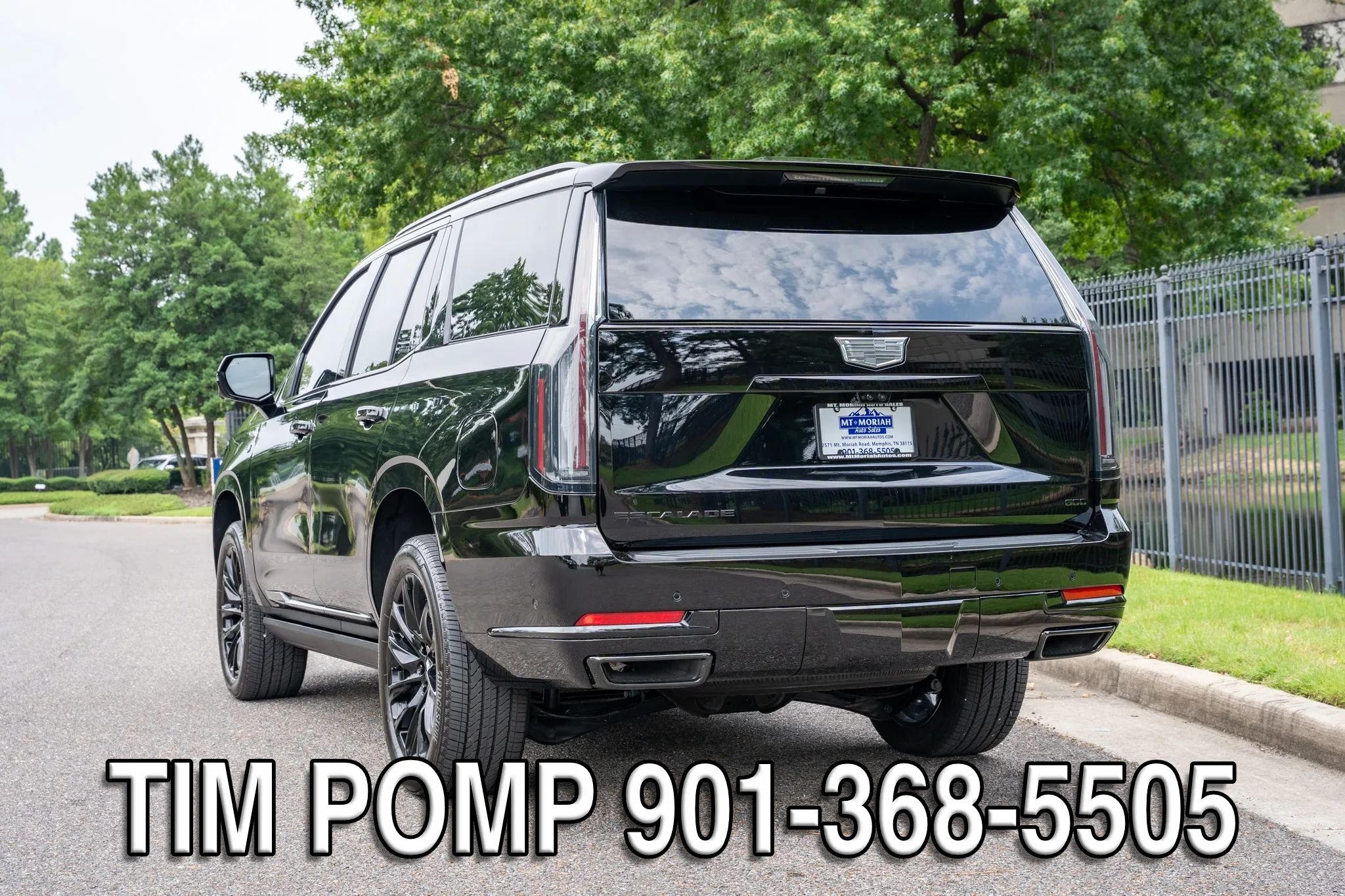 Used 2026 Cadillac Escalade Sport w/ LPO, ONYX Package AWD/4WD image 7
