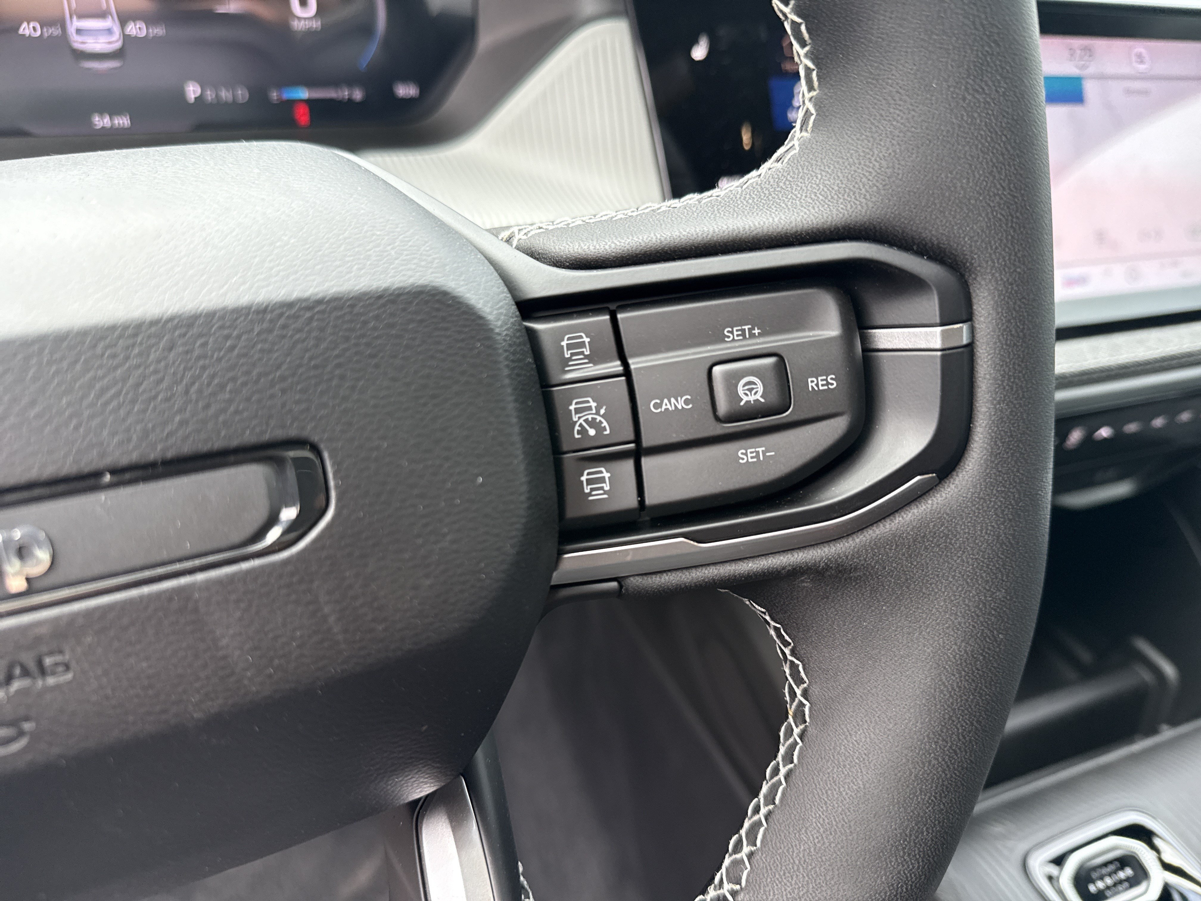 New 2026 Jeep Cherokee Laredo AWD/4WD image 27
