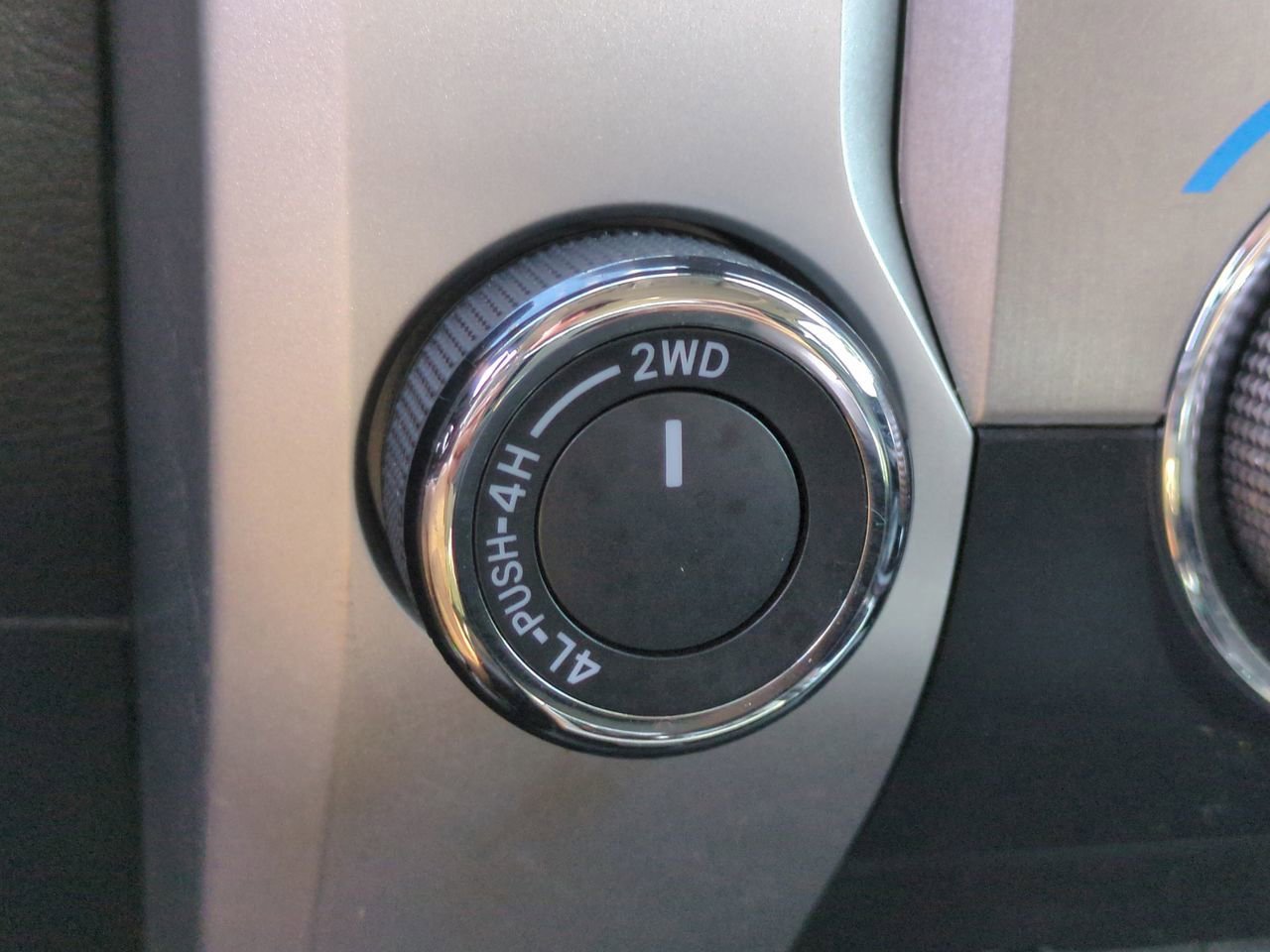 Used 2021 Toyota Tundra Limited image 29