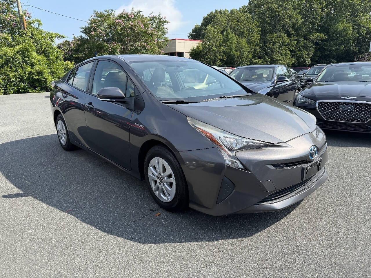 Used 2016 Toyota Prius Two FWD image 3
