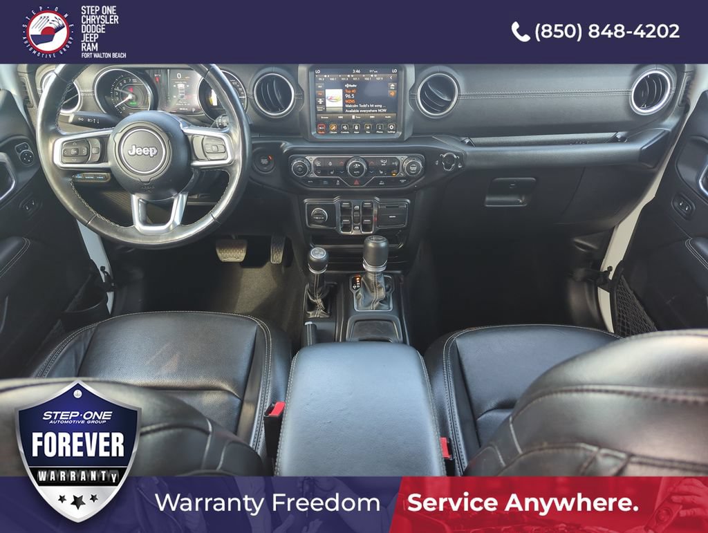Used 2022 Jeep Wrangler Unlimited Sahara w/ Cold Weather Group AWD/4WD image 14