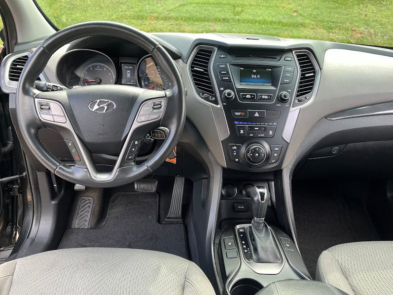 Used 2014 Hyundai Santa Fe Sport w/ Popular Equipment Package 02 image 20