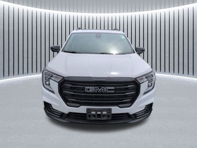 Certified 2023 GMC Terrain SLE w/ Driver Convenience Package AWD/4WD image 16