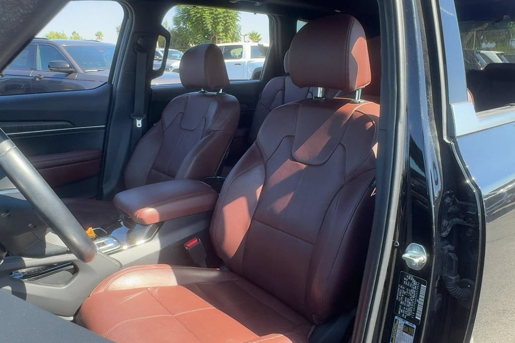 Used 2023 Kia Telluride SX FWD image 11
