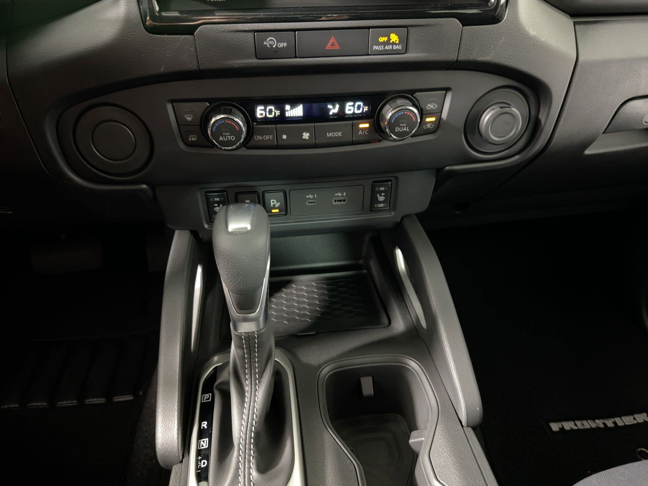 Used 2024 Nissan Frontier SV w/ SV Convenience Package image 17