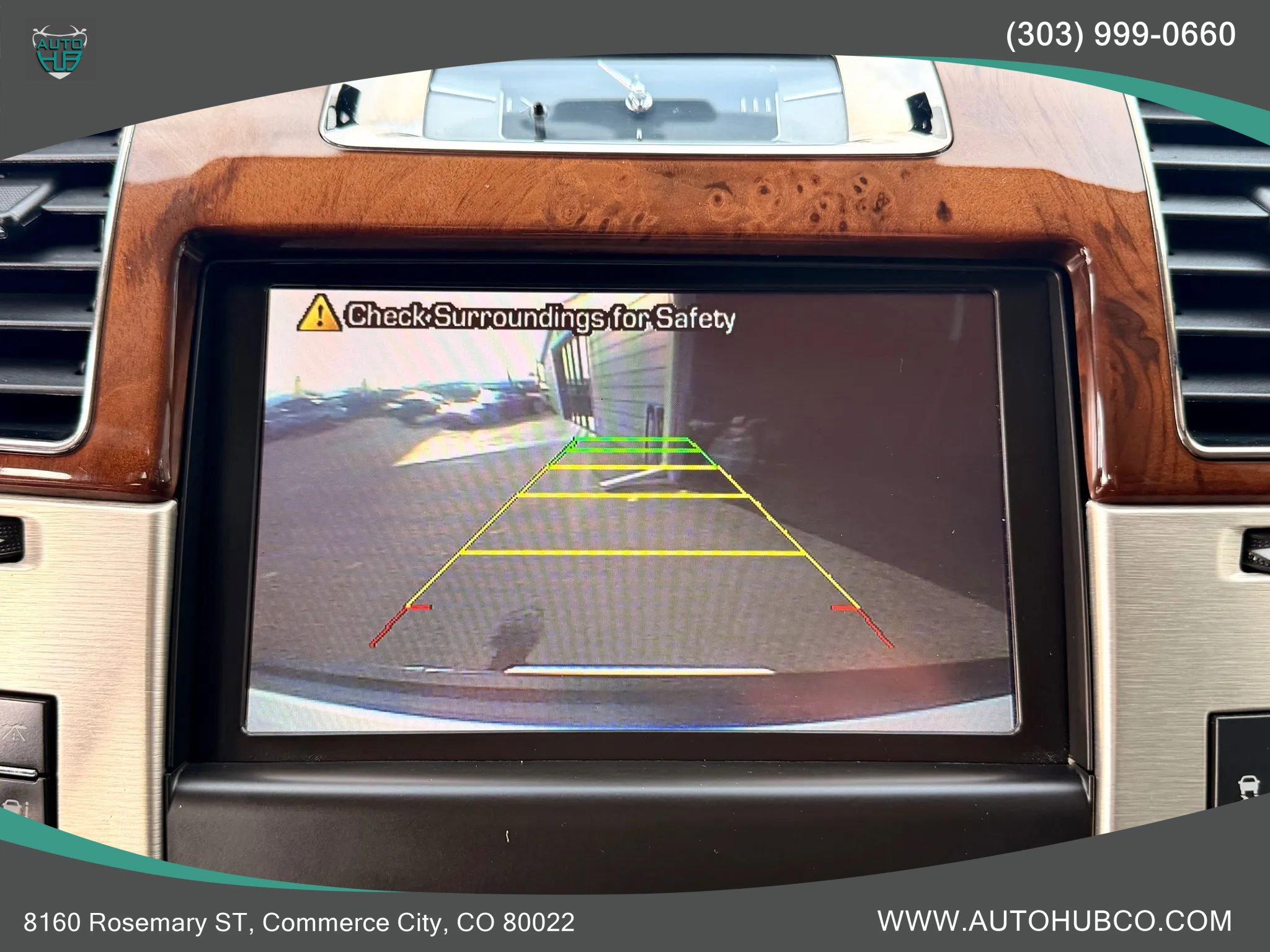 Used 2014 Cadillac Escalade Platinum image 24