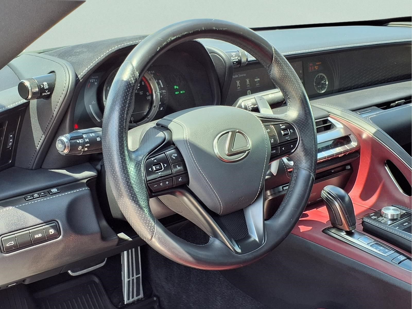 Used 2018 Lexus LC 500 Coupe w/ Sport Package RWD image 13