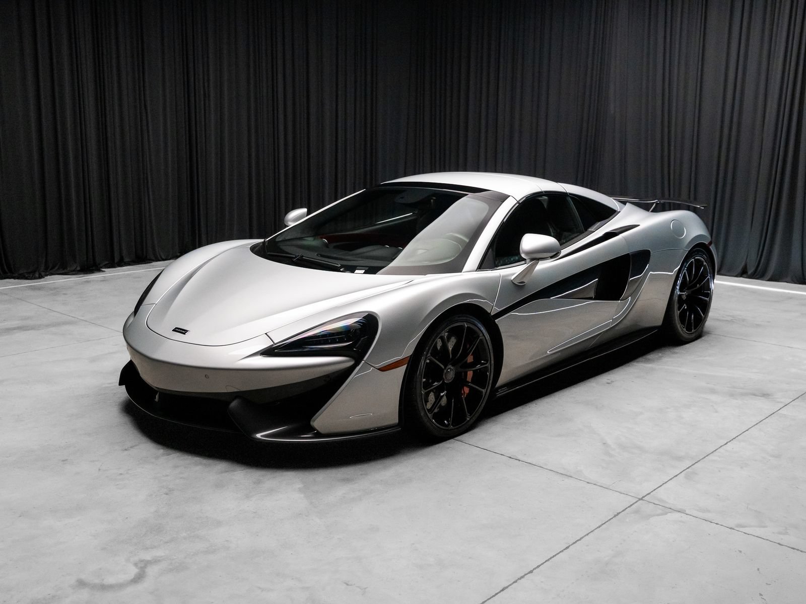 Used 2019 McLaren 570S Spider RWD image 37