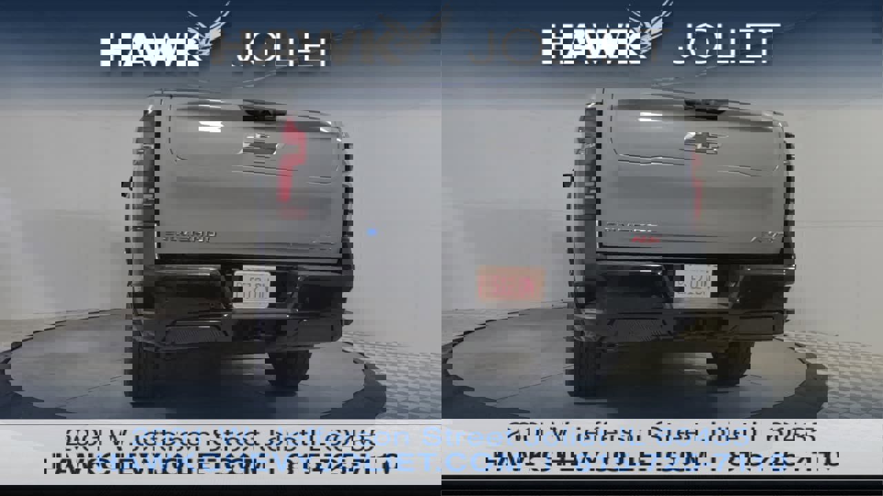 New 2025 Chevrolet Silverado EV RST image 9