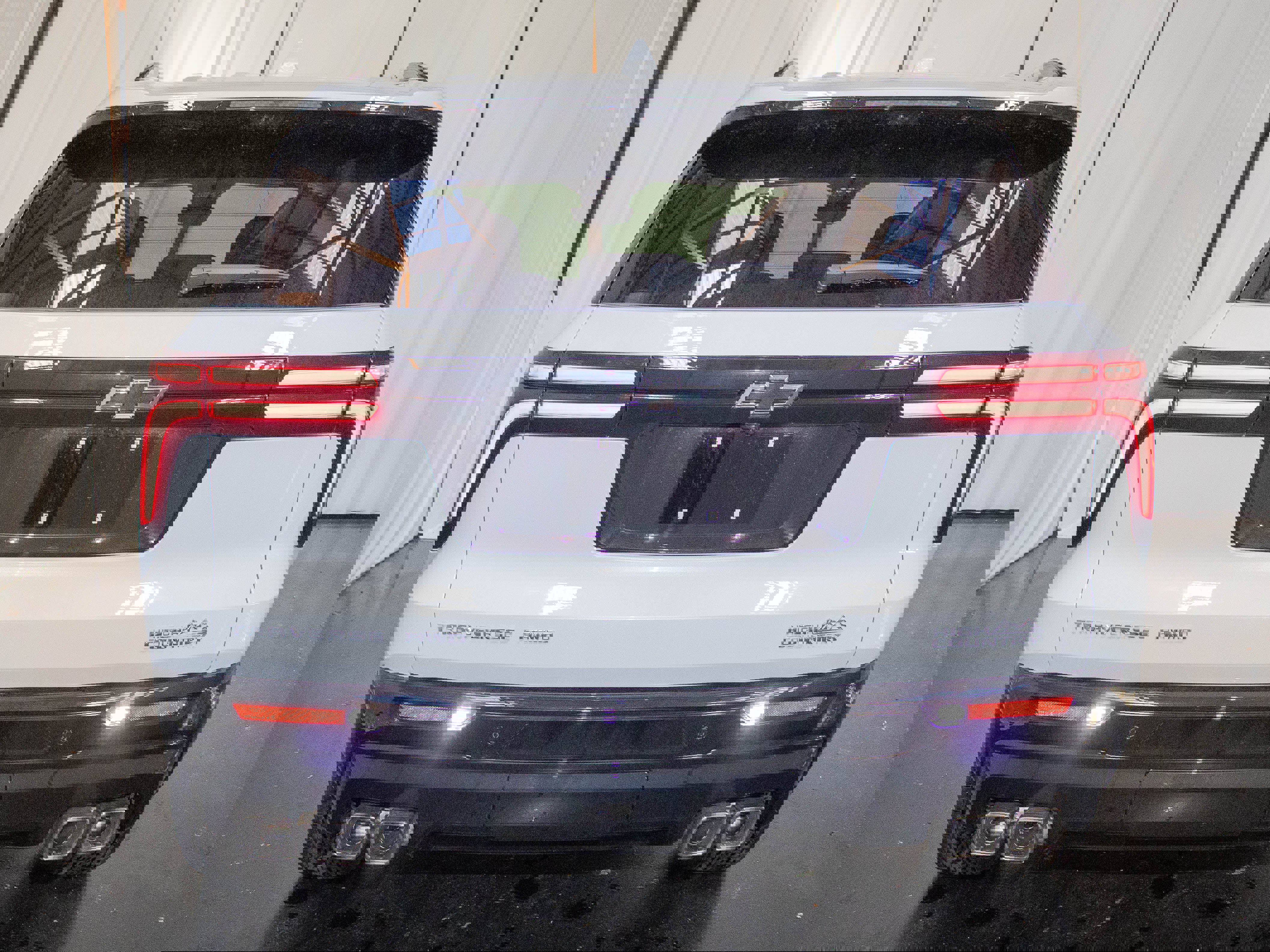 New 2026 Chevrolet Traverse High Country image 3