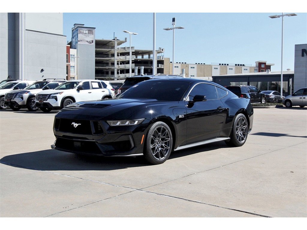 Used 2024 Ford Mustang GT Premium w/ GT Performance Package image 2
