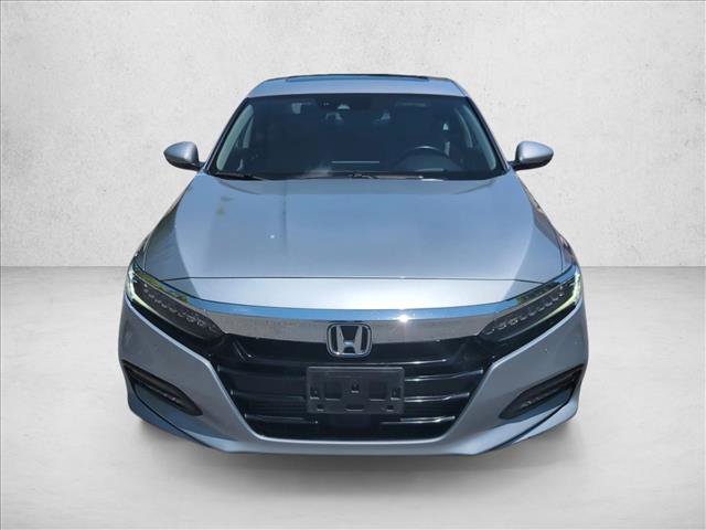 Used 2018 Honda Accord Touring image 2
