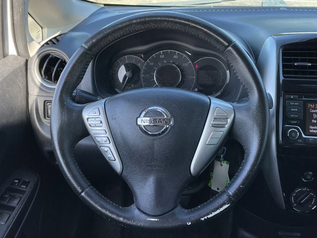 Used 2018 Nissan Versa Note SV FWD image 13