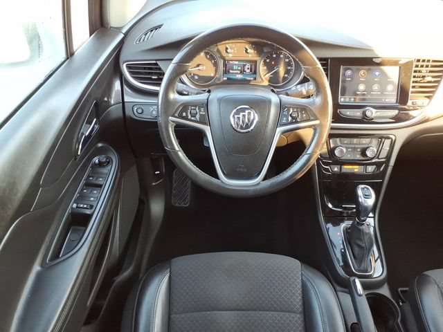 Used 2021 Buick Encore Preferred AWD/4WD image 15