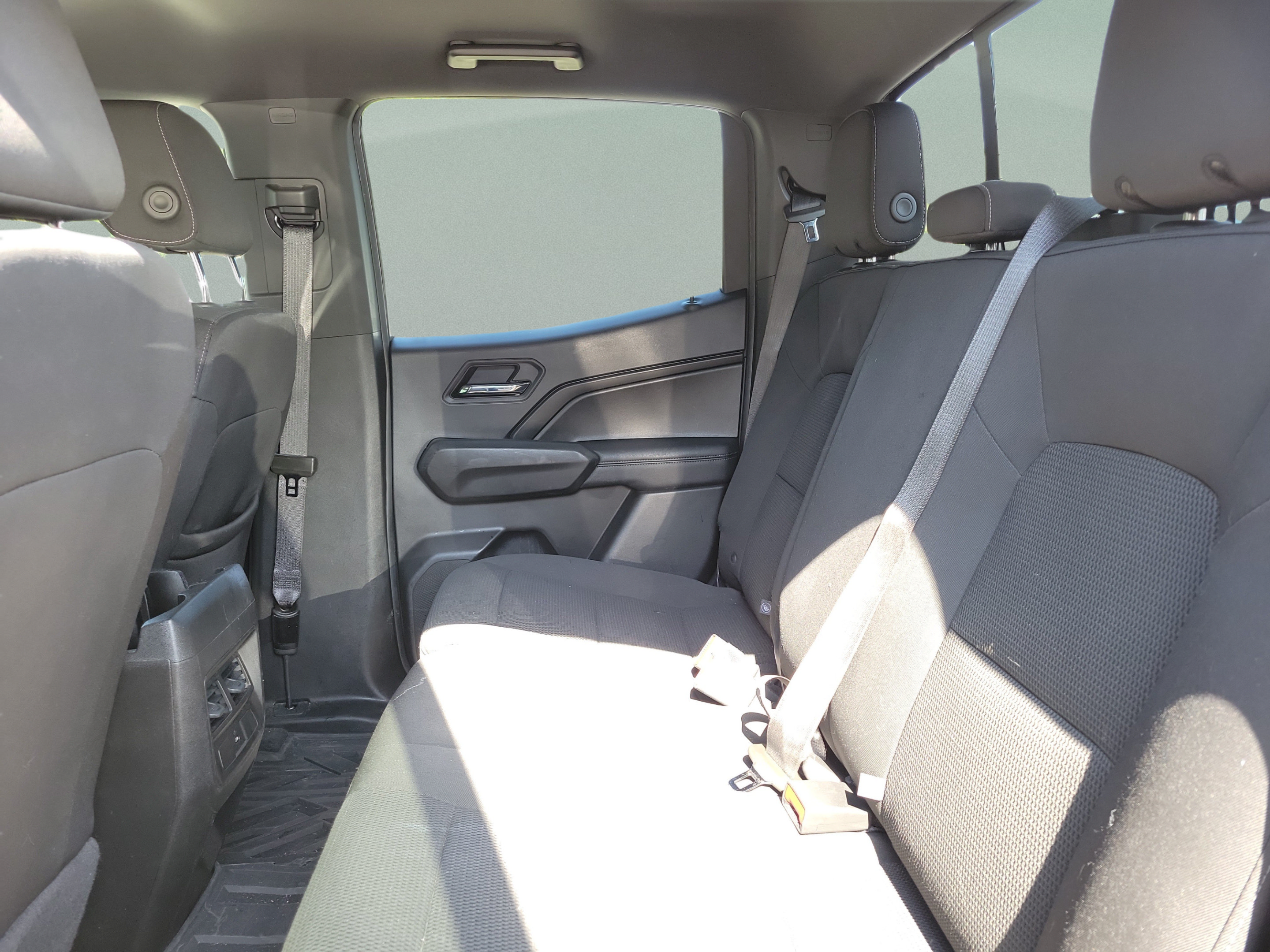 Used 2023 Chevrolet Colorado LT w/ LT Convenience Package II RWD image 6