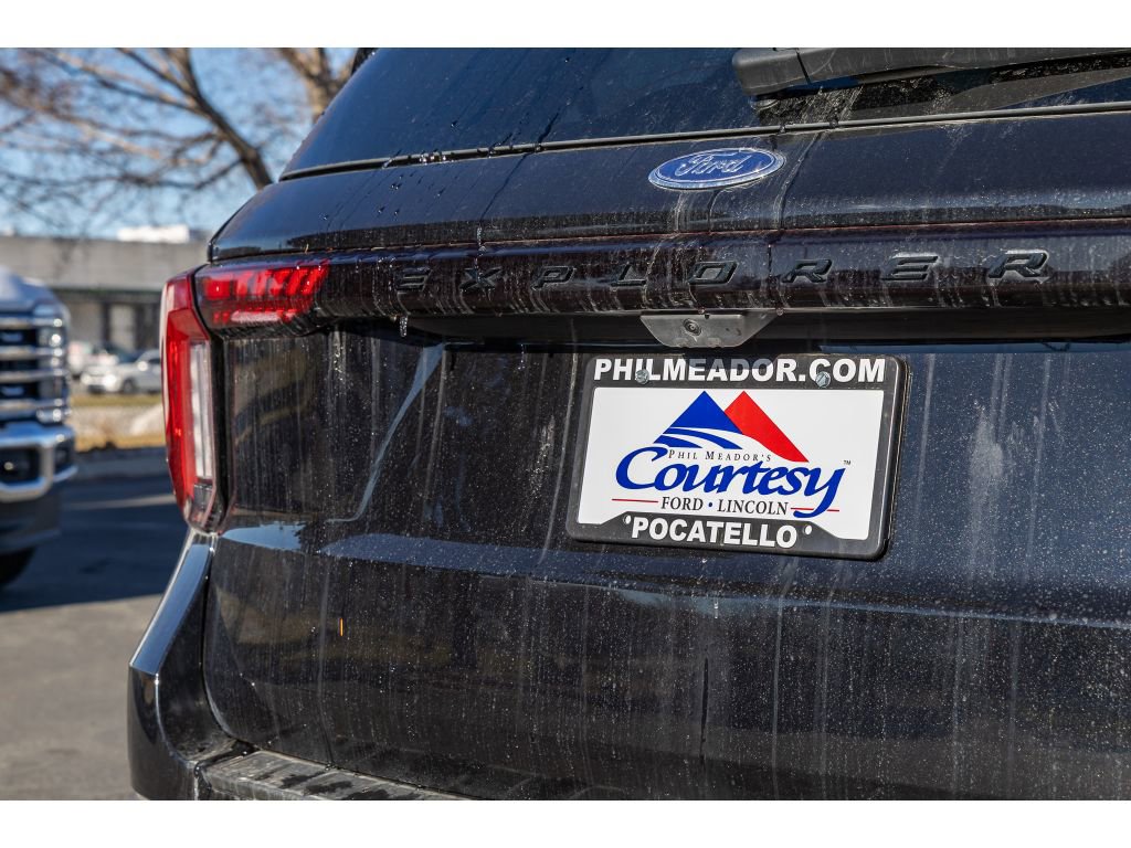 Used 2025 Ford Explorer ST-Line w/ ST-Line Street Pack image 31