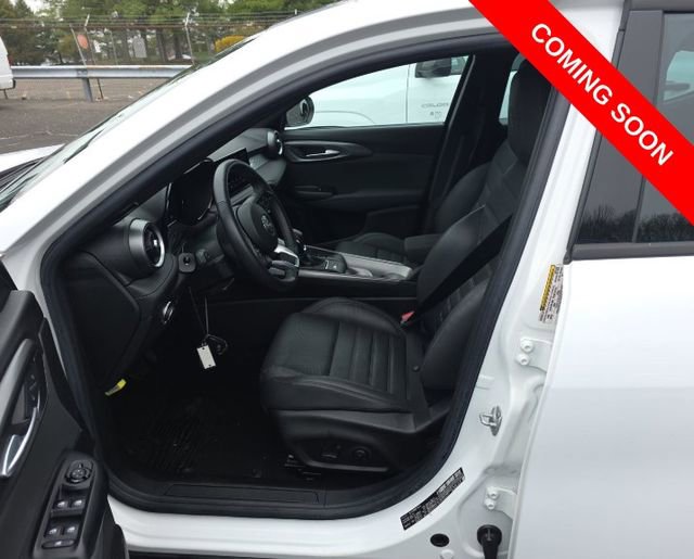 Used 2024 Alfa Romeo Tonale Ti w/ Premium Interior Package image 8