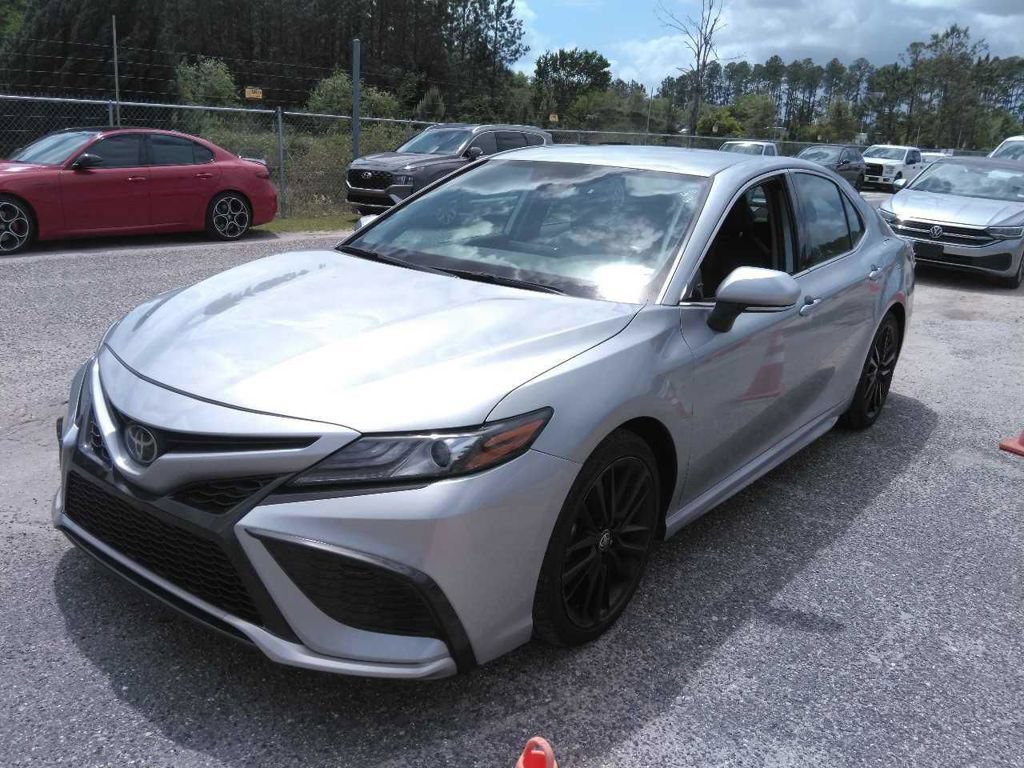 Used 2023 Toyota Camry XSE FWD image 2