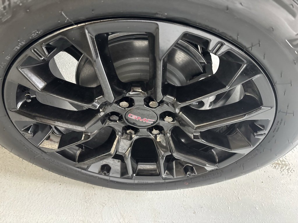 New 2026 GMC Yukon XL Elevation w/ LPO, Floor Liner Package image 8