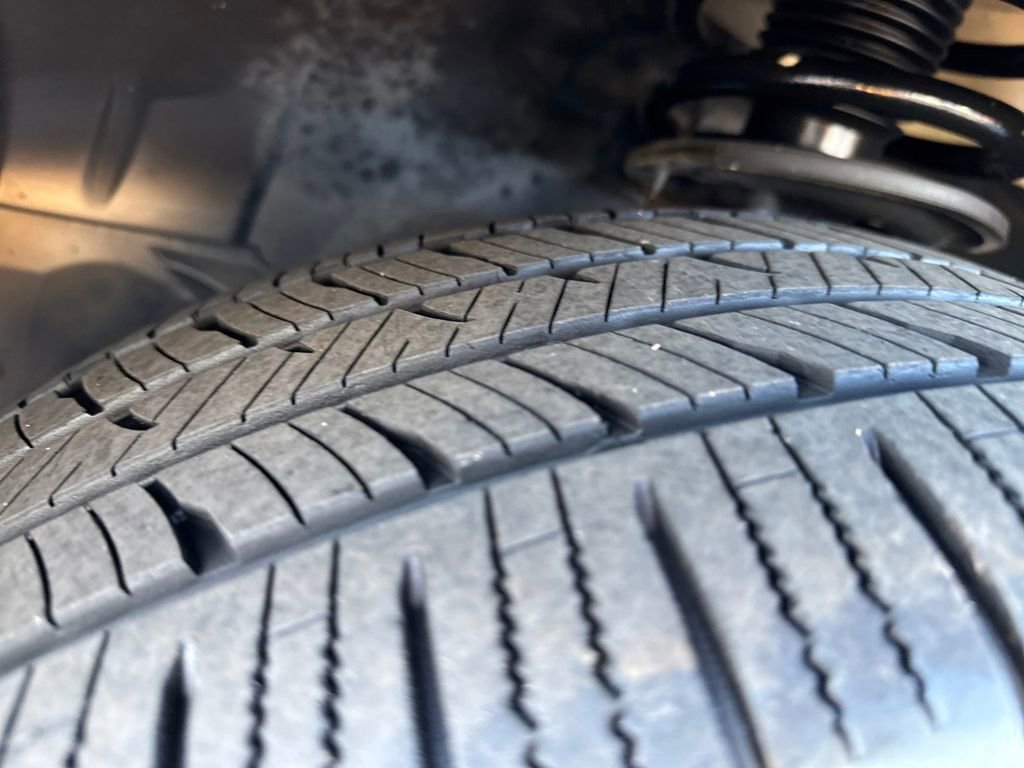 Used 2016 GMC Acadia Denali image 35