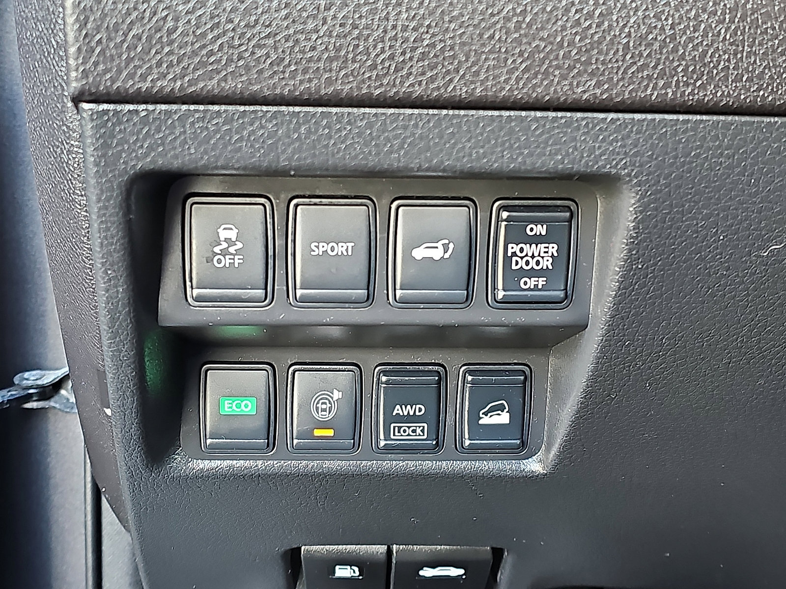 Used 2016 Nissan Rogue SL w/ SL Premium Package image 26