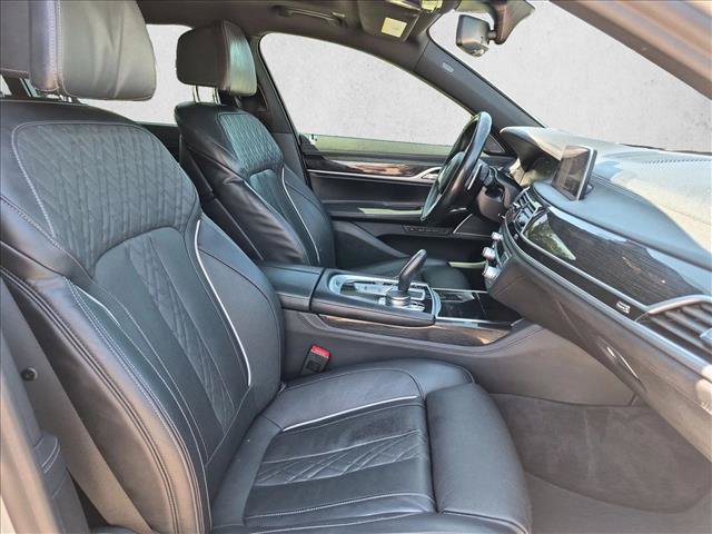 Used 2020 BMW 740i xDrive w/ M Sport Package AWD/4WD image 22