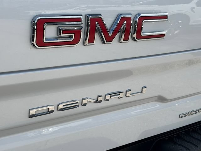 Used 2020 GMC Sierra 1500 Denali w/ Technology Package AWD/4WD image 10