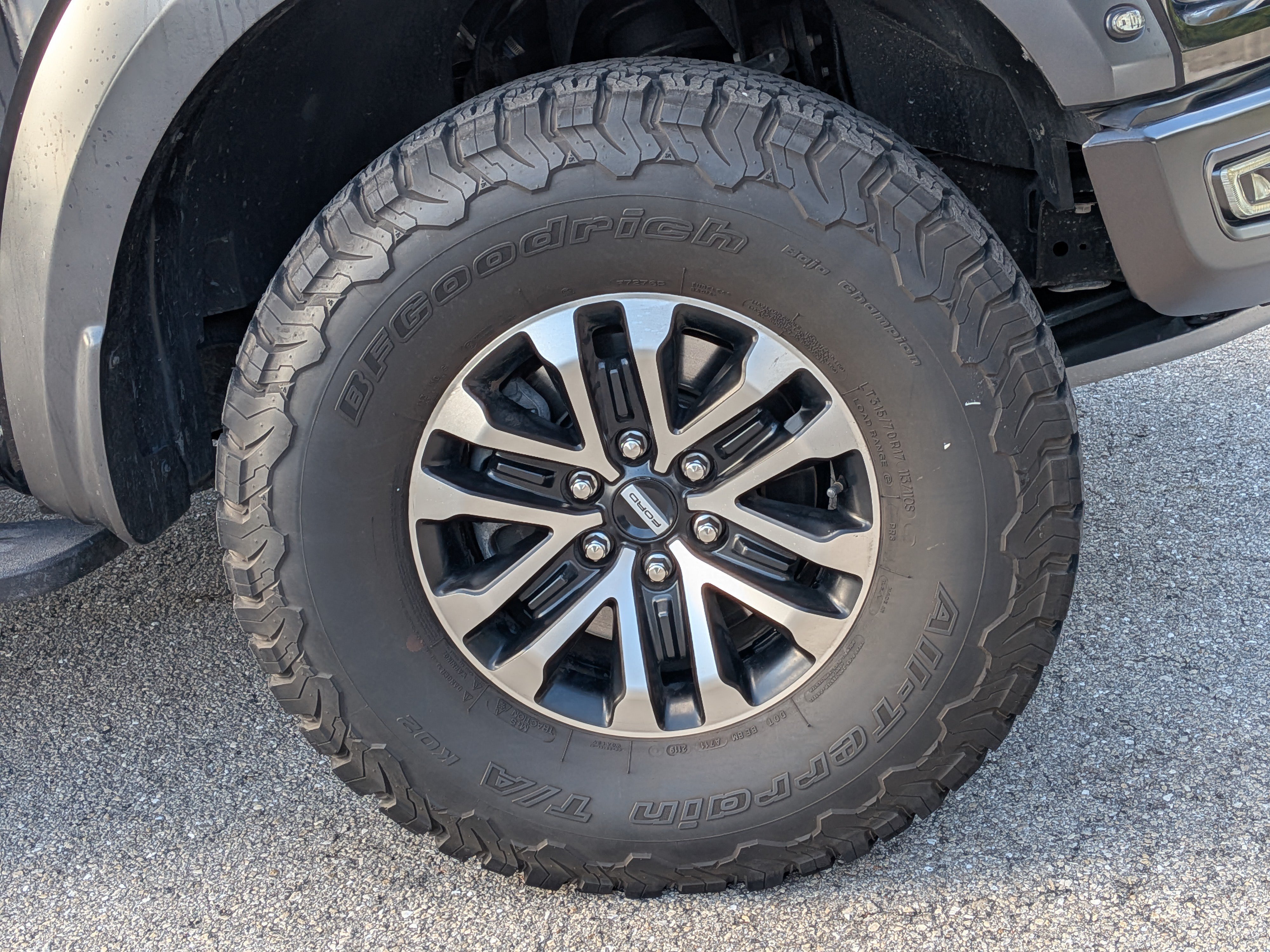 Used 2019 Ford F150 Raptor w/ Equipment Group 802A Luxury AWD/4WD image 11