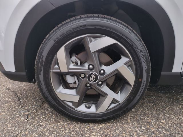 Certified 2025 Hyundai Venue SEL image 21