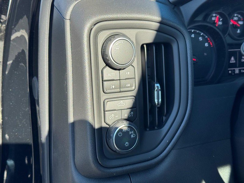 New 2026 Chevrolet Silverado 1500 W/T w/ Trailering Package AWD/4WD image 9
