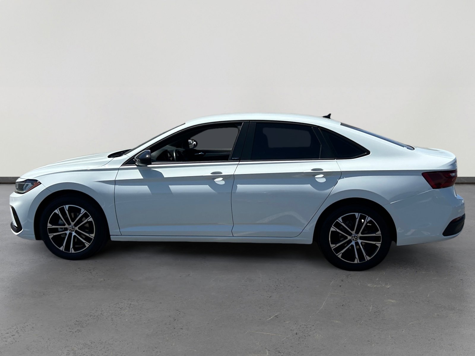 Used 2025 Volkswagen Jetta Sport FWD video 2