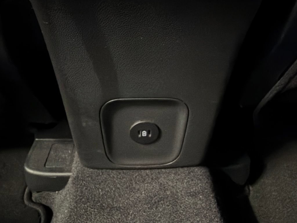 Certified 2024 Ford Escape Active AWD/4WD image 32