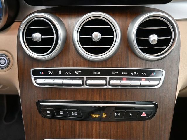 Used 2021 Mercedes-Benz GLC 300 image 27