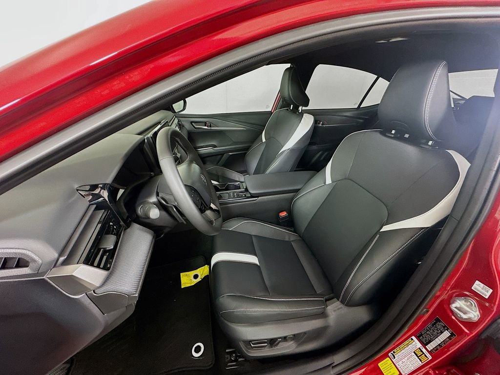 Certified 2025 Toyota Camry SE image 21